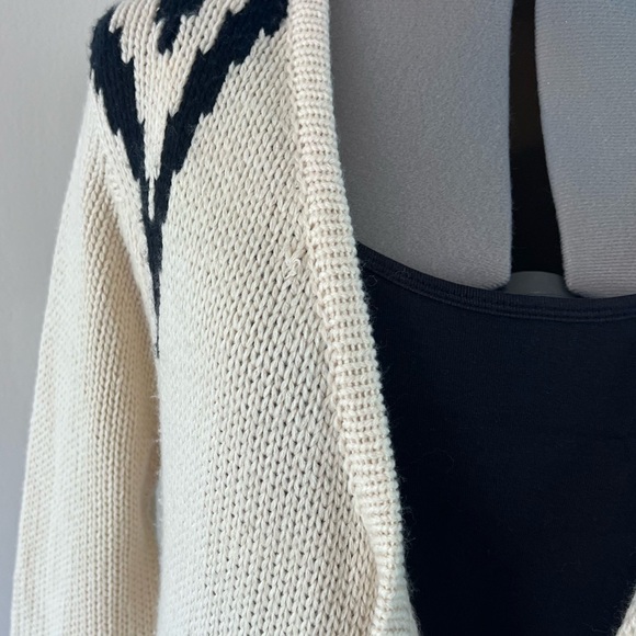 Western Style Knit Stripe Waterfall Fringe Cardigan Black & Cream Sweater- M - Picture 6 of 7